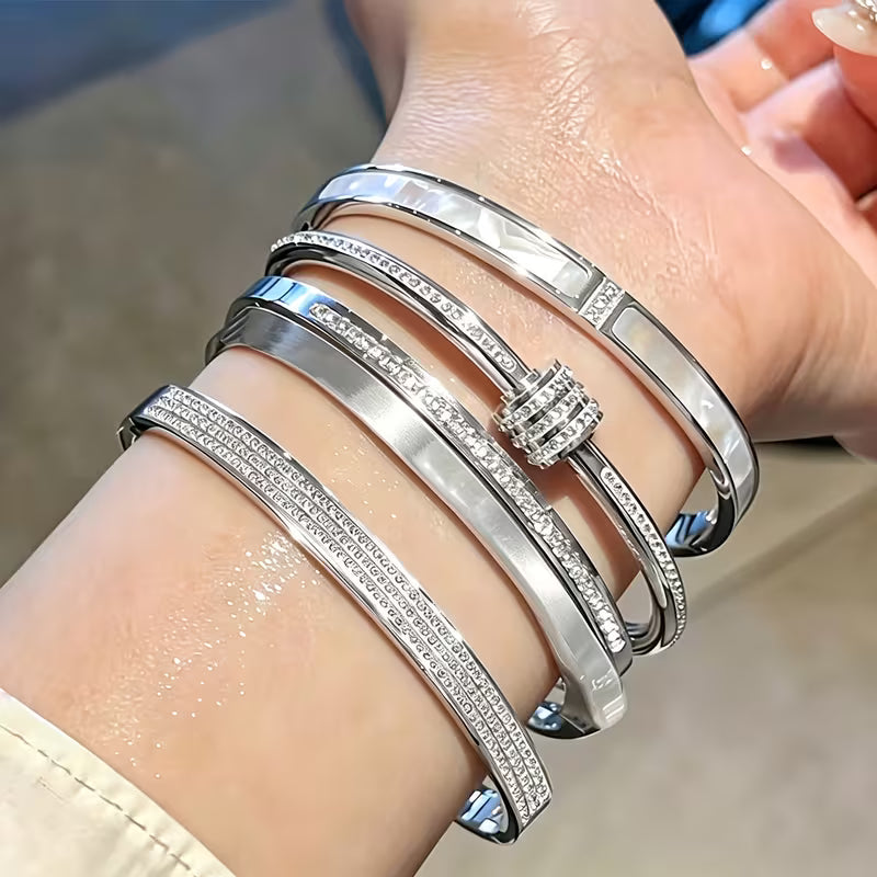 Brazalete de acero inoxidable de lujo