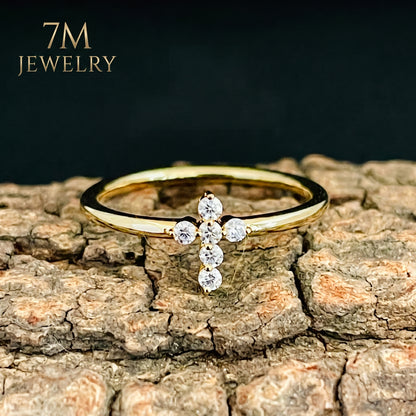 Anillo apilable de moda para mujer; Elegancia y Belleza.