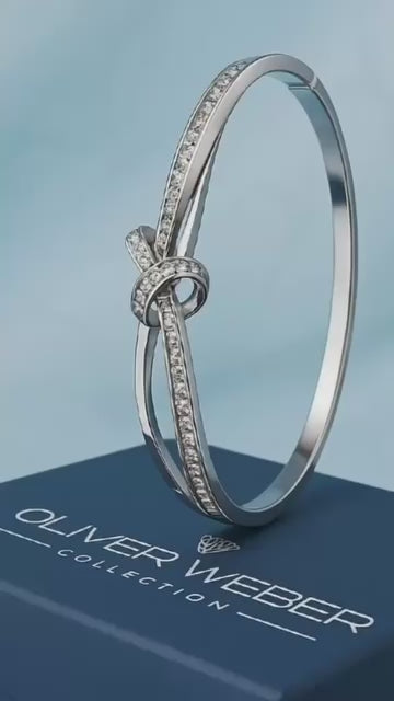 Pulsera abierta de moda en acero inoxidable de alta calidad, resistente a la decoloración, cómoda y versátil.